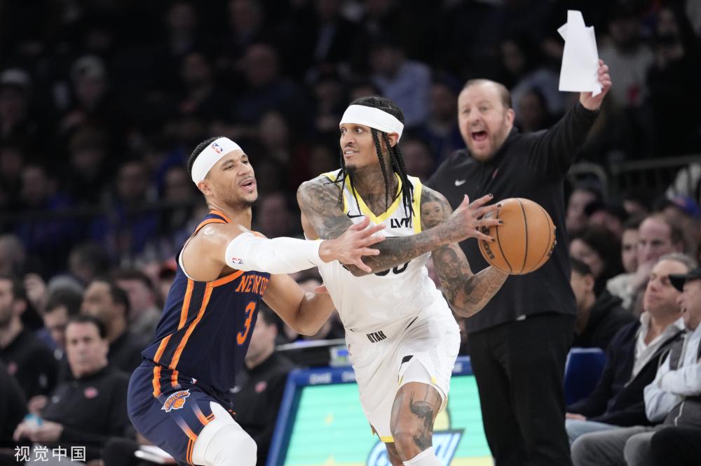 日本在滑雪 日本在滑雪