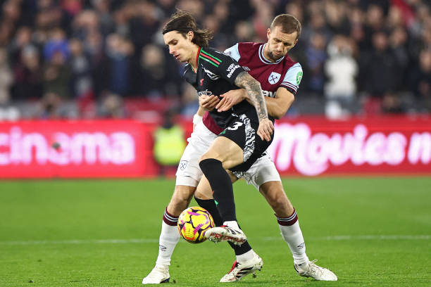 坚实基础 坚实基础